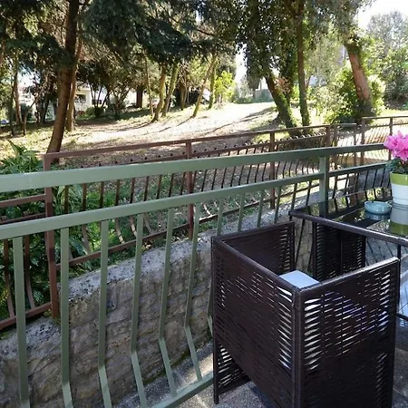 In Pore With Swimming Pool Tatil Evi *